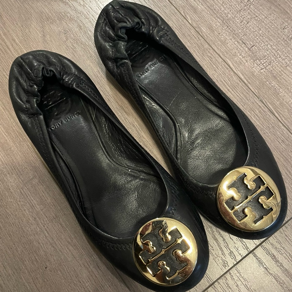 Tory Burch Black and Gold Minnie Travel Ballet Flat Size 6
